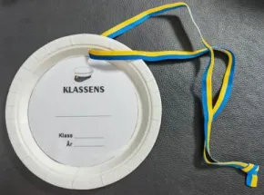 Papperstallrik 4-pack Student - Klassens...